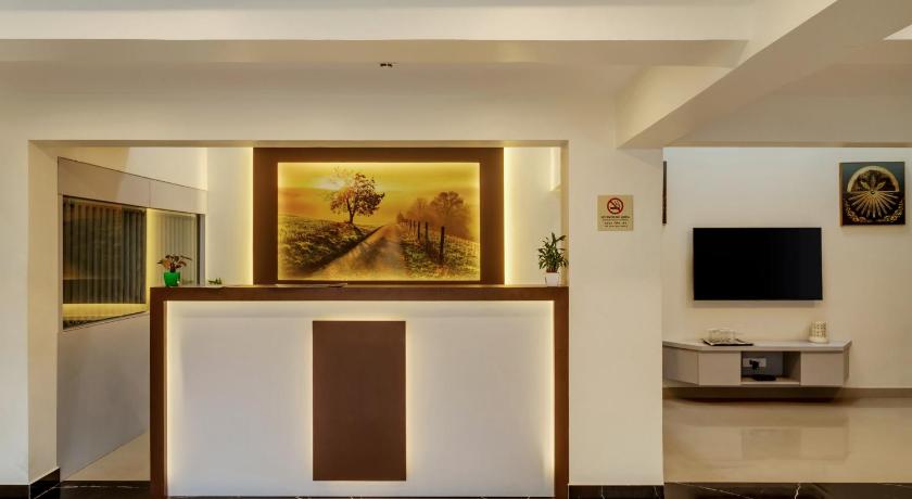 La Baga Beach Hotel - image 48