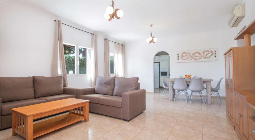 Image of Deluxe Villa 9