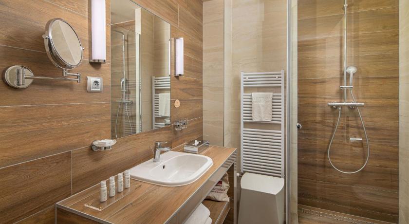 Image of Classic Room 5