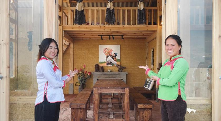 沙坝 Ap Retreat - Ta Van's Heel 4星级 酒店 餐厅