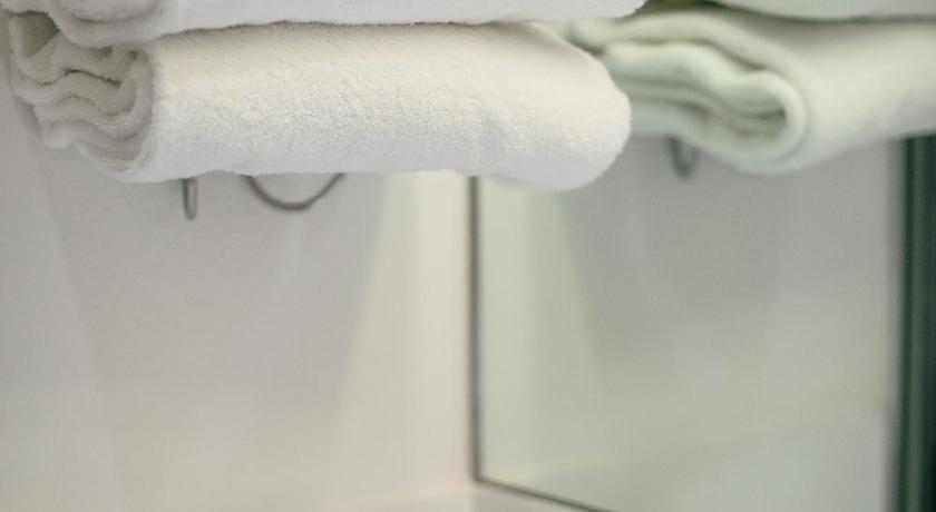 スタンダード ダブルルーム（シャワー付き） (Standard Double Room with Shower)の画像 12