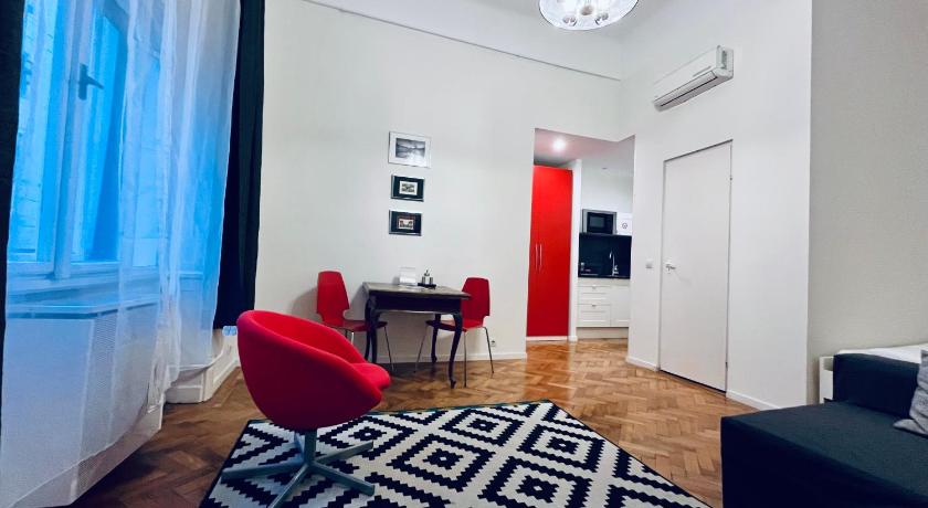 Image of Studio with Street View 6