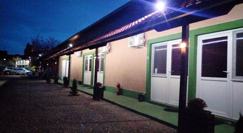 베오그라드 FUN ROOMS SOBE PRENOĆIŠTE (FUN ROOMS SOBE PRENOCISTE) 3성급 호텔 외관