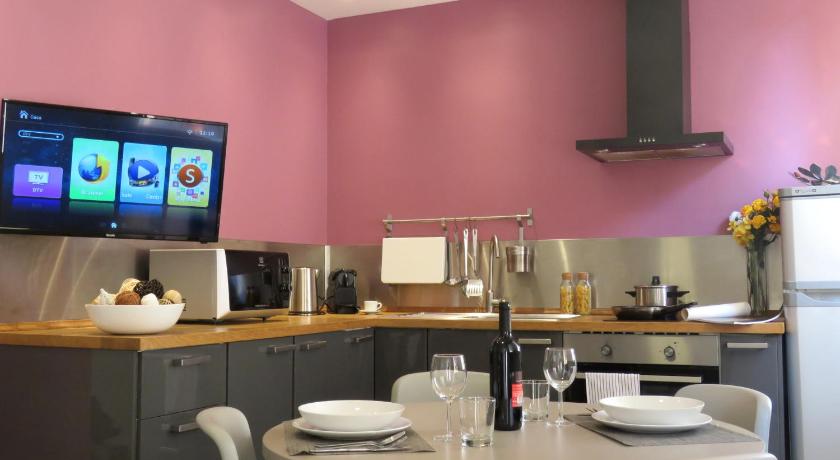 Image of Apartment with Terrace 1