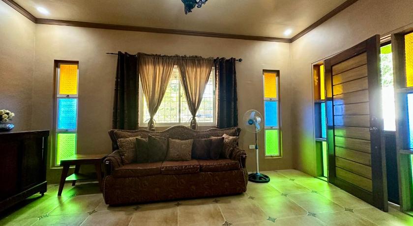 Shawn's Transient House at New Clark City