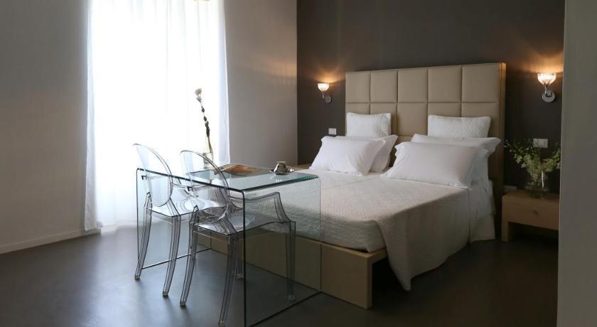 Rome Residenza Crescenzio 4-Star Hotel room