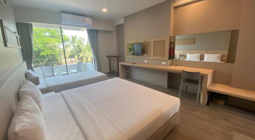 Image of Deluxe room triple 3