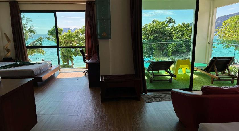 Image of Family Apartment 3