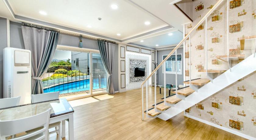 Image of Three-Bedroom Villa 0