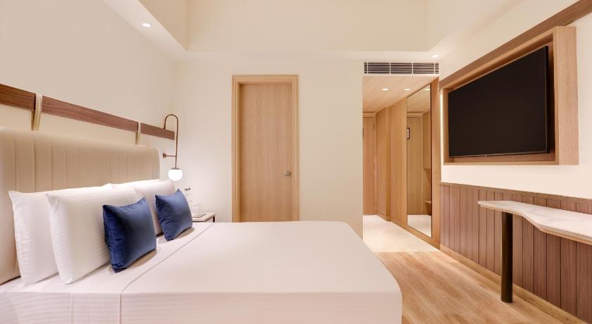 Image of Deluxe Room 9