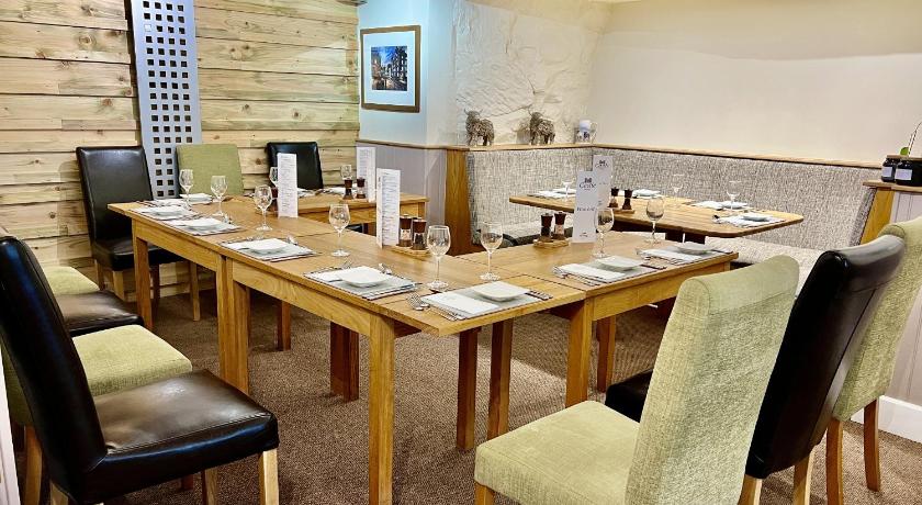 Castle Cottage Restaurant With Rooms - main image
