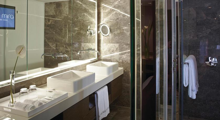 Image of Mira Suite 70 (1 King Bed) 2