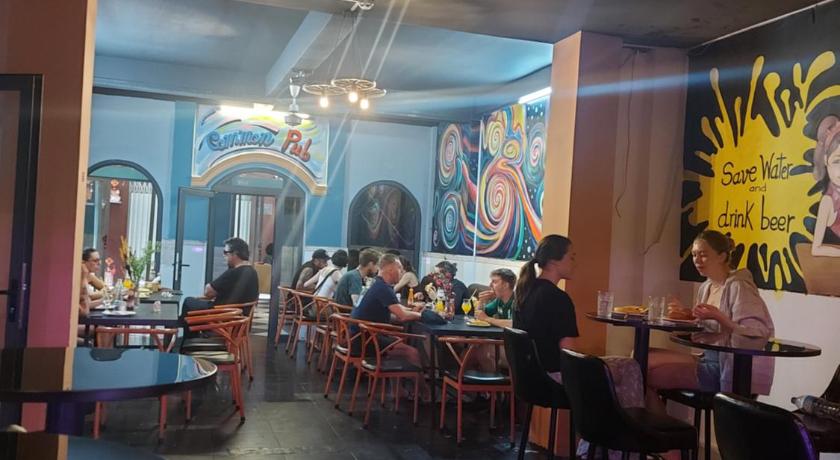 胡志明市 Saigon Rooftops Hostel 酒店 餐厅