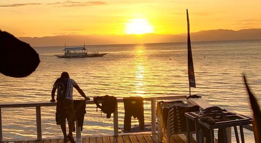 セブ Loves Beach and Dive Resort 2つ星 ホテル 施設