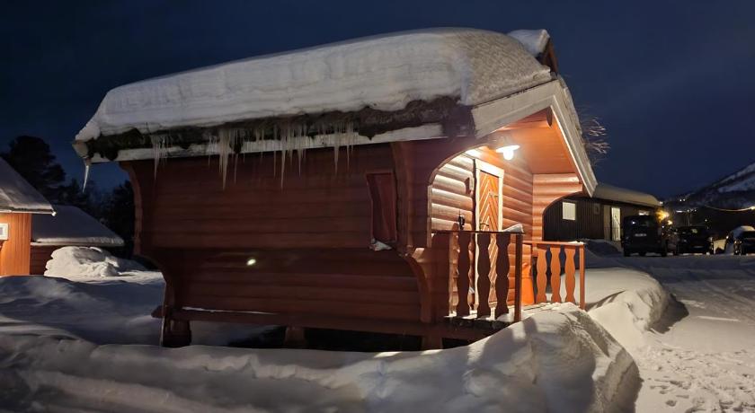 Image of Cottage with Shared Bathroom 1