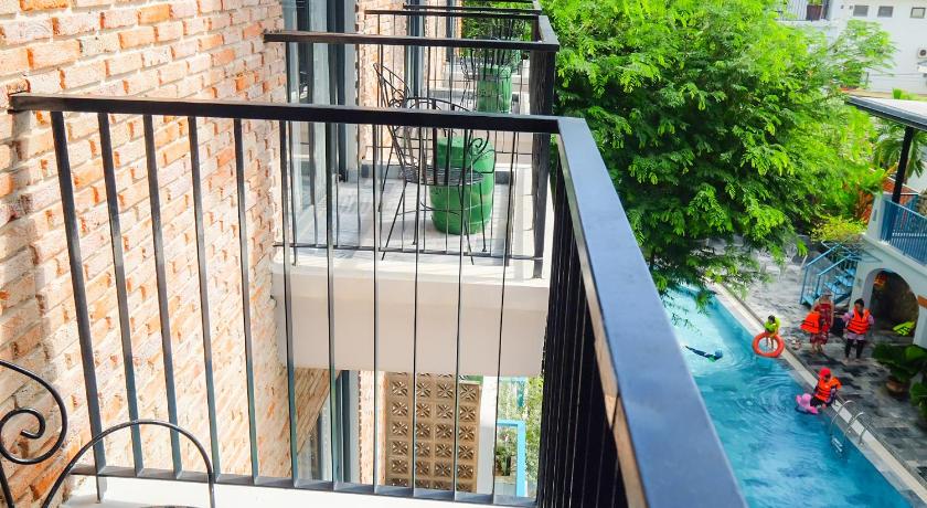 Image of Family Suite 1