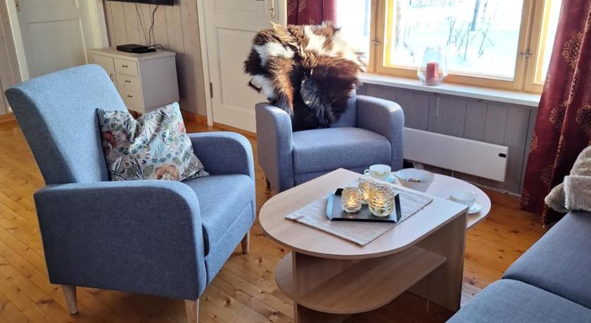 Image of Three-Bedroom Chalet 0