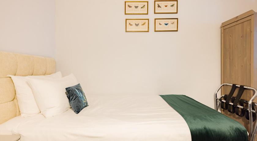Image of Single Room 14
