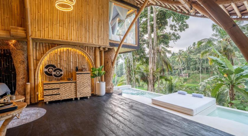 バリ Bambootel Sawah View 5つ星 ホテル スイート