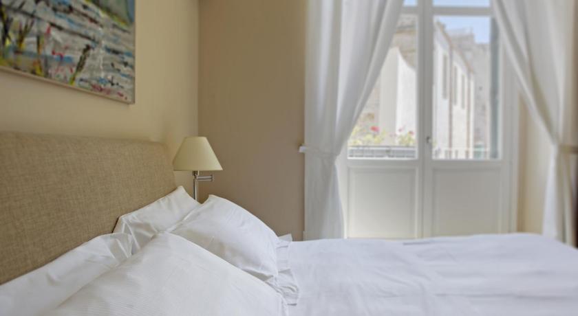 Hotel Palazzo Brunaccini photo