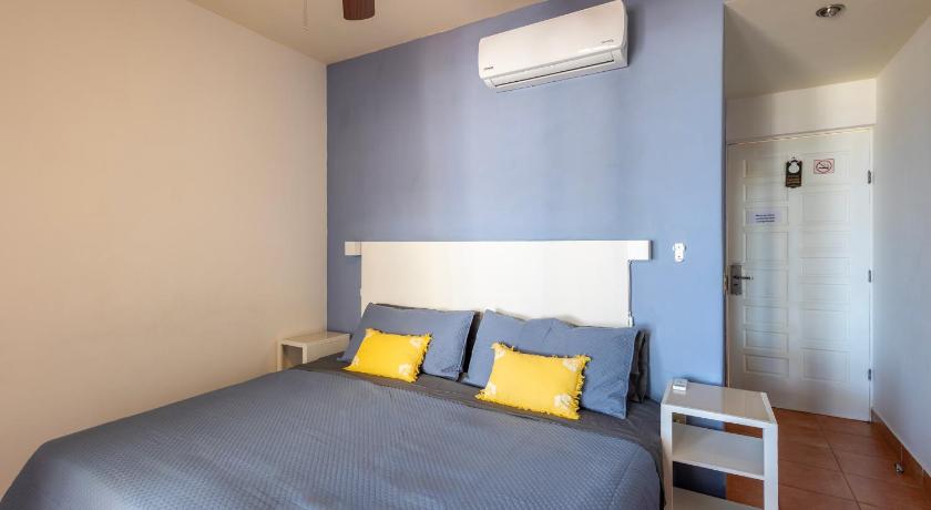 Image of Standard Suite with Terrace 1