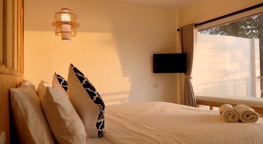 Image of Premium Sea View Room with Balcony 6