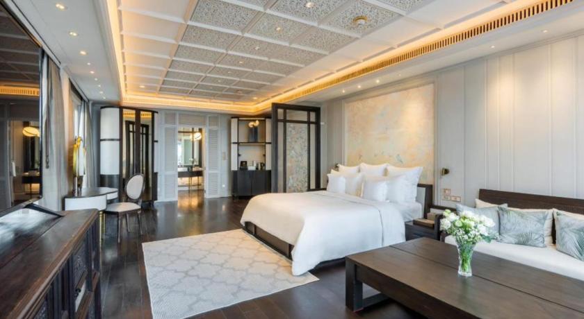 Image of Three-Bedroom Room with Private Pool 0