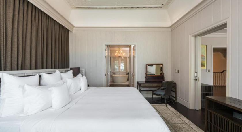 Image of Three-Bedroom Room with Private Pool 10