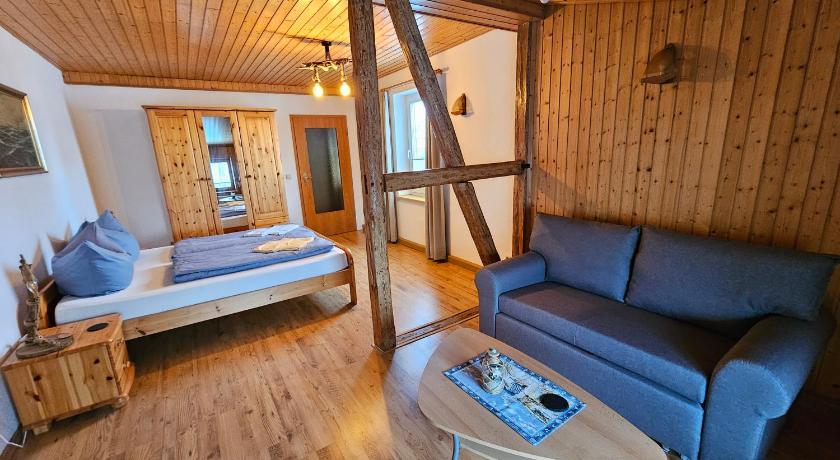 Image of Deluxe Apartment with wooden beams 0