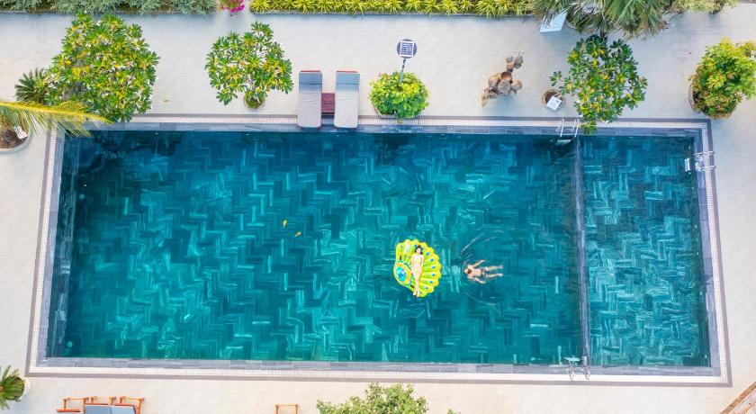 Image of Sea View Triple Bungalow 8