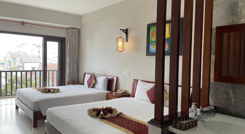 Image of Deluxe Family Room with Balcony 0