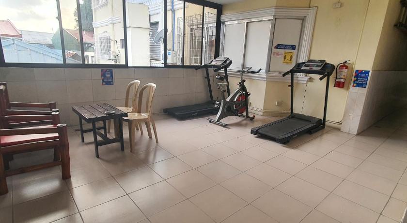 Image of Deluxe Studio 6