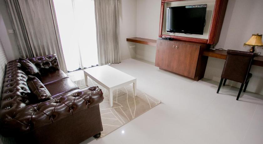 Image of Executive Suite 9