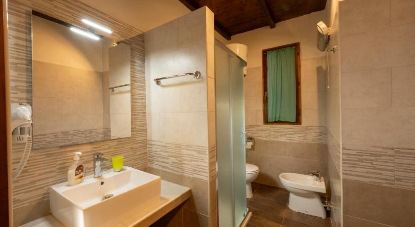 カッツィーナ Agriturismo di Sordiglio 5つ星 ゲストハウス スイート