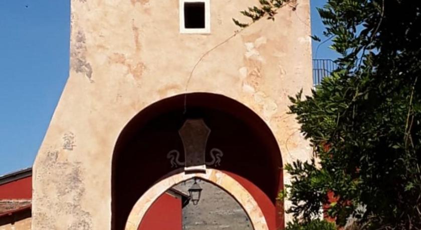 Alloggio La Torre Fossanova
