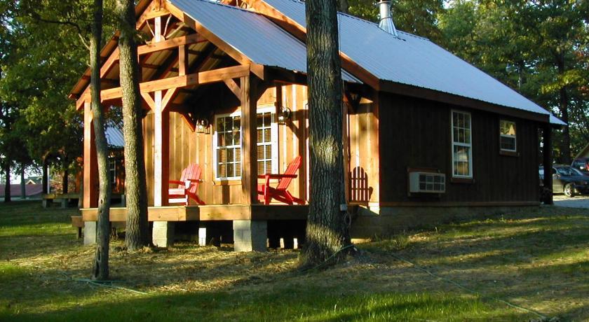 The Smoke House Lodge And Cabins