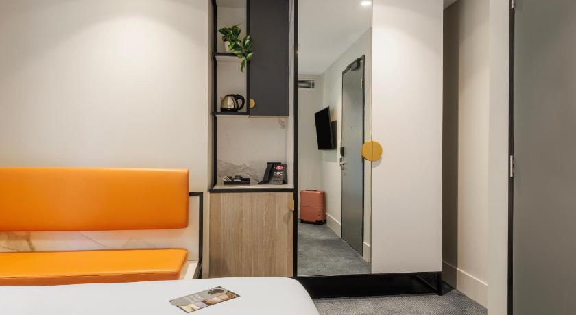 Image of Juliette Room 9