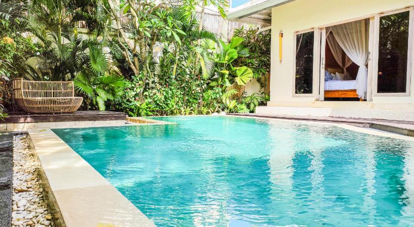 Seminyak Square Hotel And Villas - image 11