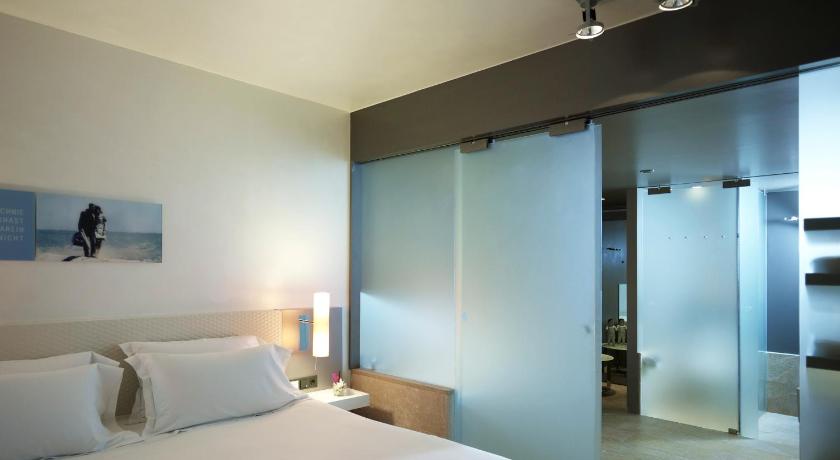 Image of Imperial Suite with King Bed - View 0