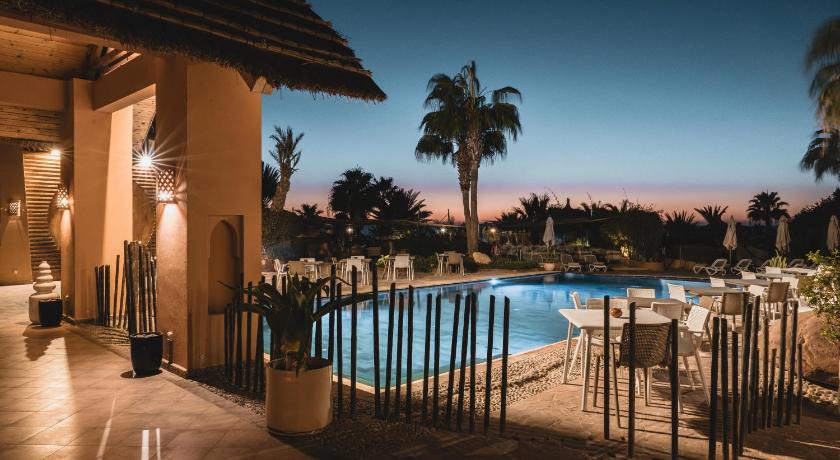 塔加祖特 Paradis Plage - Surf, Yoga & Spa Resort 4星级 酒店 餐厅