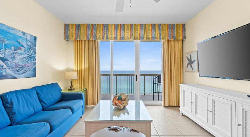Image of Three-Bedroom Apartment 0