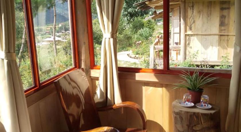 ソンラ Ngọc Chiến Pearl Homestay 2つ星 ホテル 客室