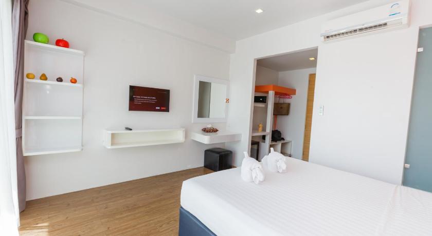 Image of Deluxe View Room 17