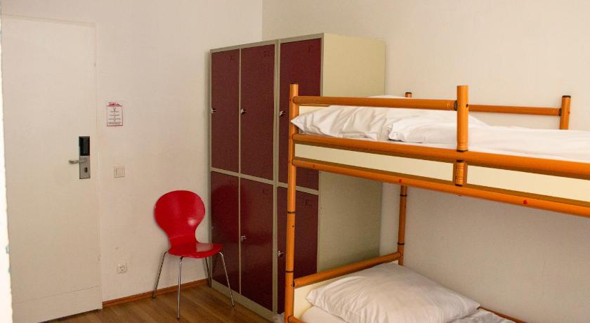 Image of Dormitory Room (6 People) with Shared Bathroom 3