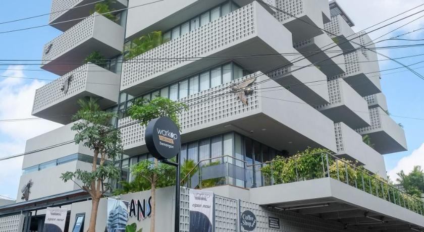 Sans Hotel RG Living Jogja by RedDoorz – Caturtunggal, ID