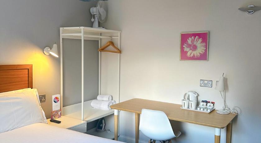 Image of Double Room 8