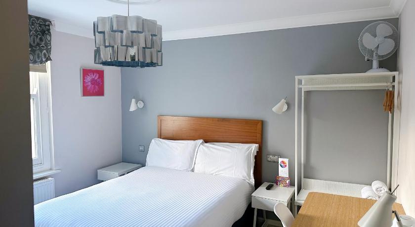 Image of Double Room 5