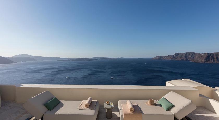 Image of Honeymoon Suite with Plunge Pool 6