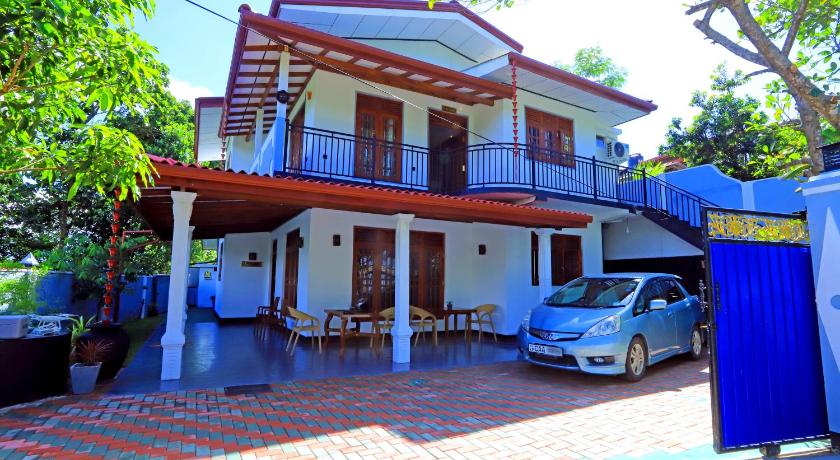 Dinsara Pearl Villa - image 9