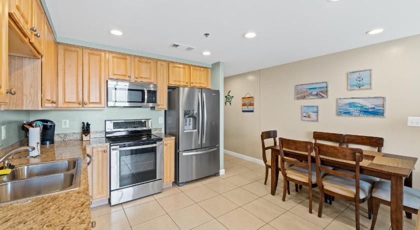 Image of Apartment with Sea View 6